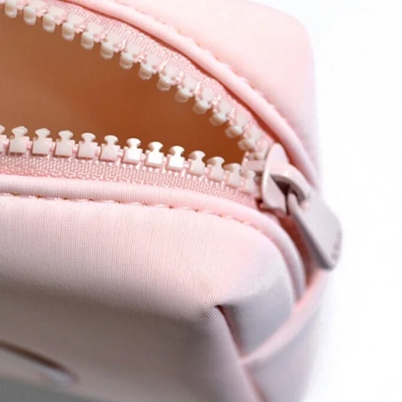 NIB DIOR Bag Pink Large Pouch Case NEW with BOX - Picture 3 of 5